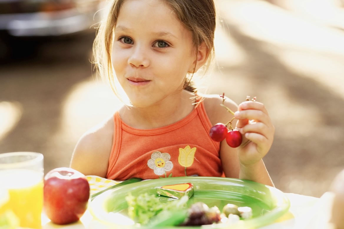 Bổ sung những dinh dưỡng nào để bé phát triển trí não?