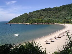 Biển Đà Nẵng - Nơi được tạp chí Forbes của Mỹ bình chọn là 1 trong 6 bãi biển quyến rũ nhất hành tinh