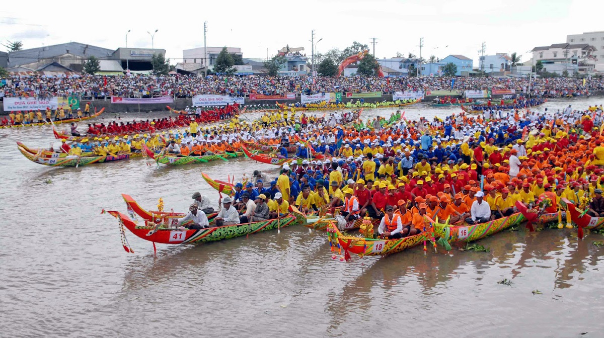 Lễ hội Ok Om Bok của người Khmer